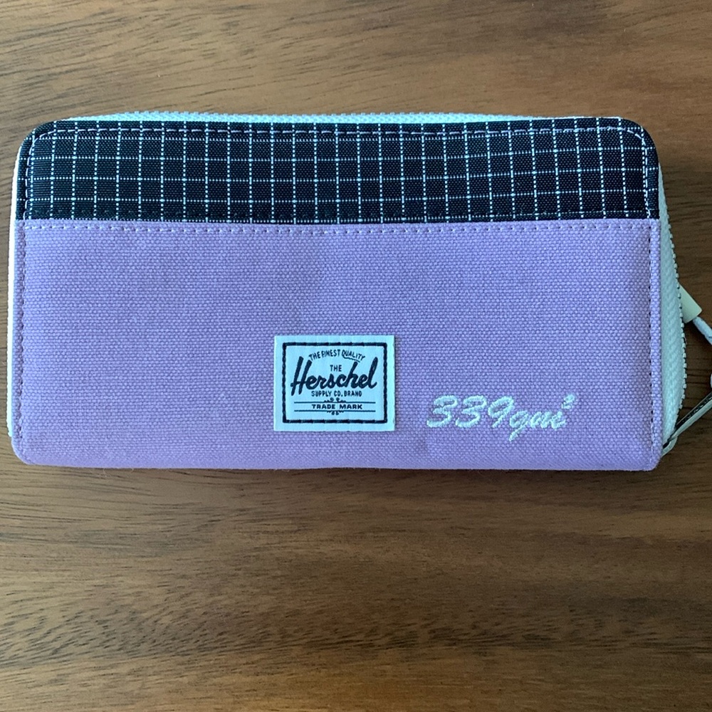 Herschel Wallet Zip Up